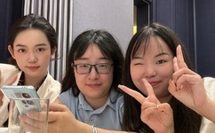 美女光着全身的样子